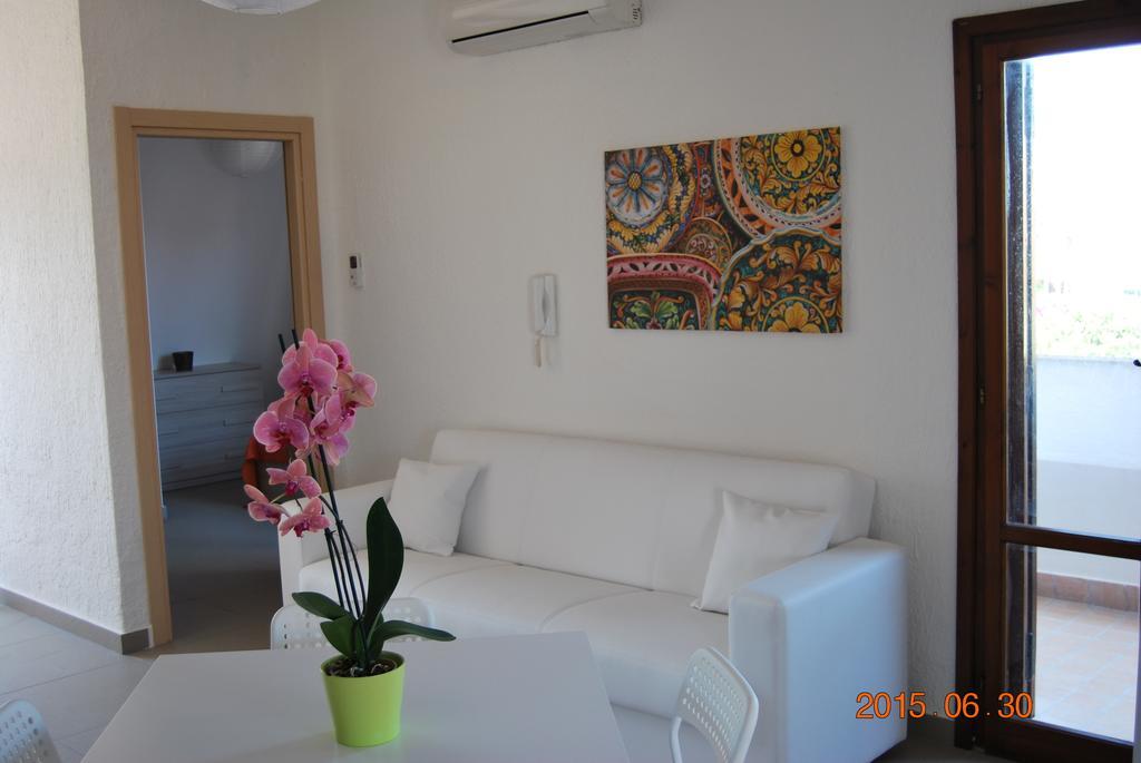 Baia Degli Dei Apartment Giardini Naxos Phòng bức ảnh