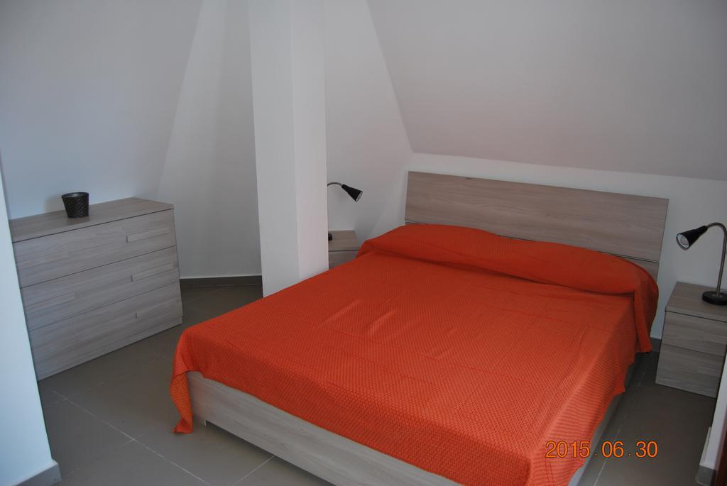 Baia Degli Dei Apartment Giardini Naxos Phòng bức ảnh