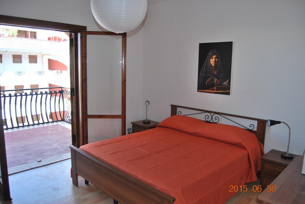 Baia Degli Dei Apartment Giardini Naxos Phòng bức ảnh