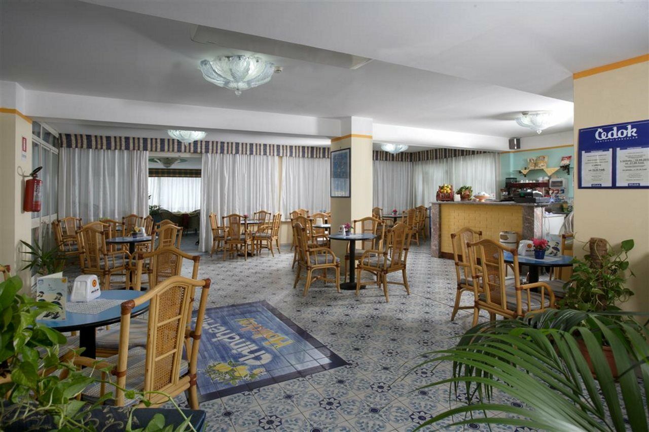 Baia Degli Dei Apartment Giardini Naxos Ngoại thất bức ảnh